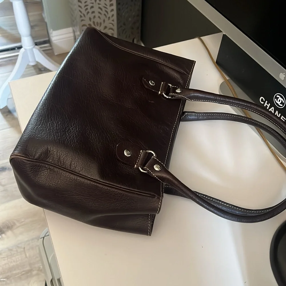 1 hour sale ♠️ Kate Spade, Elegant Dark Brown Leather Tote Bag